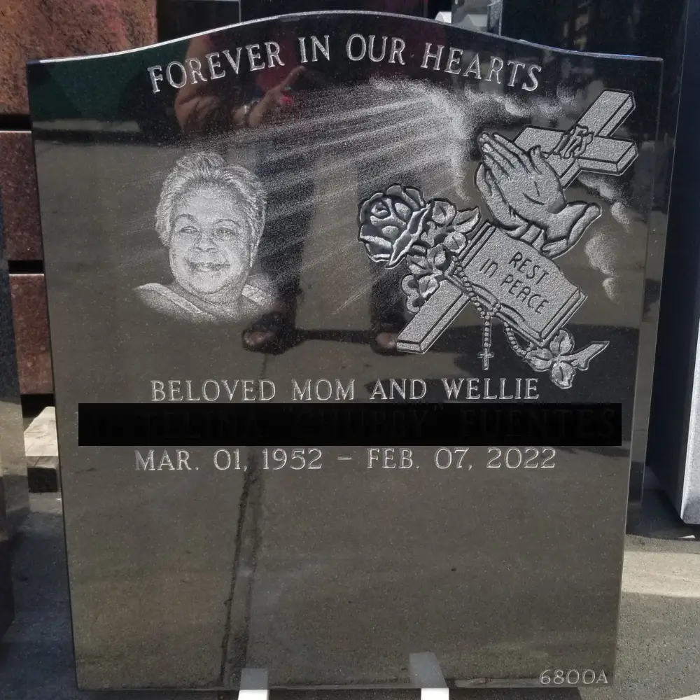 Sandblasted and echte upright memorial